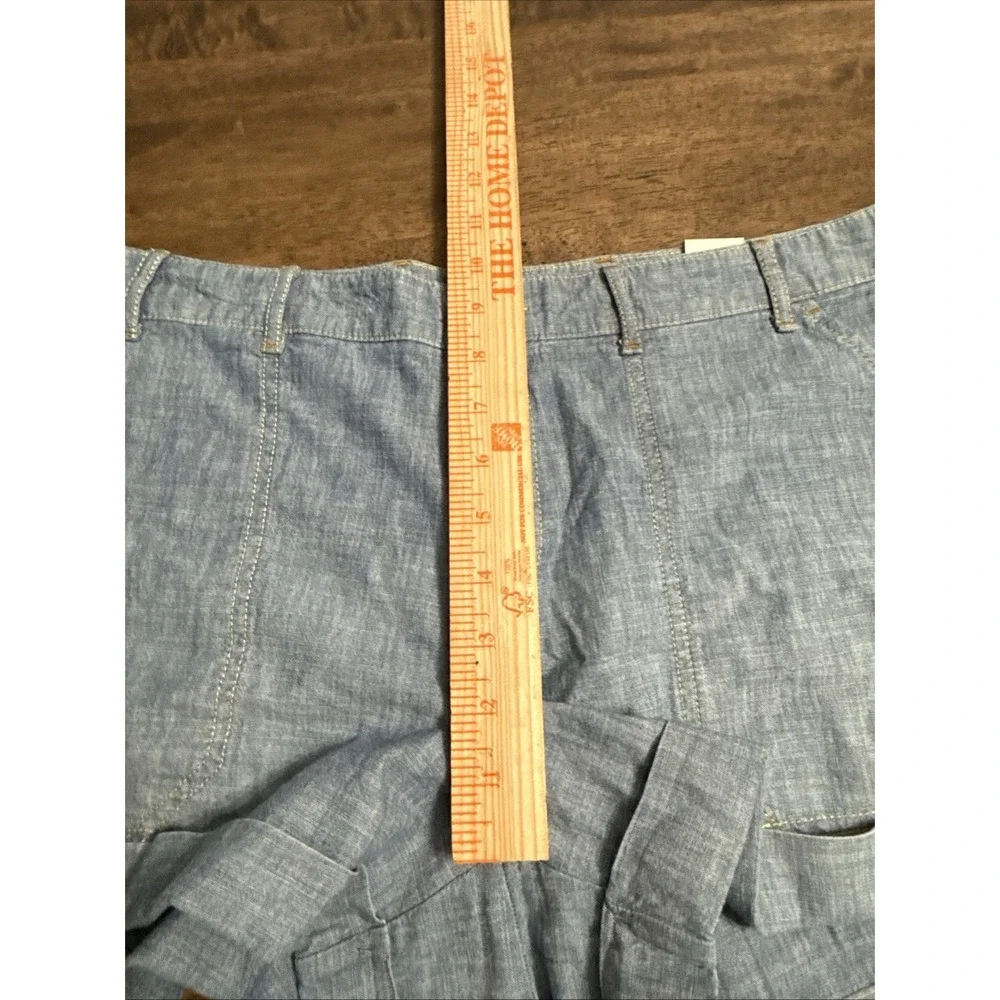 Gap Women's Cuffed Shorts in Chambray Cotton Sz 14 NWT NEW
